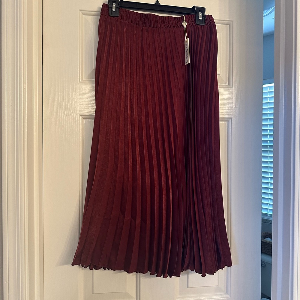 Max Studio Red Midi Pleated Skirt for Cocktail